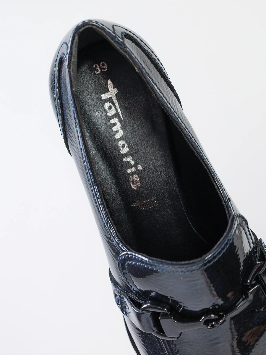 Туфли черного цвета лакированные с пряжкой